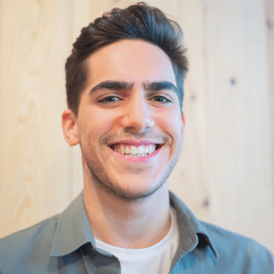 Des candidats qui utilisent Lensily pour trouver leur emploi idéal et réussir leurs entretiens d'embauche